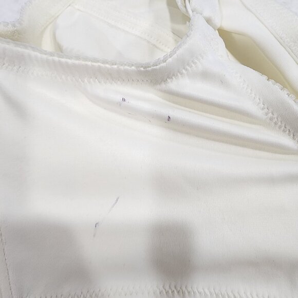 Bundle Chantelle Bras Size 38H Underwire T-Shirt Bras Plus Size White and Black - Picture 4 of 7